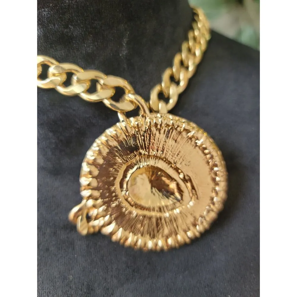 bebe Gold Chain Necklace Lion Pendant with Lobster Clasp Statement Jewelry - Image 6