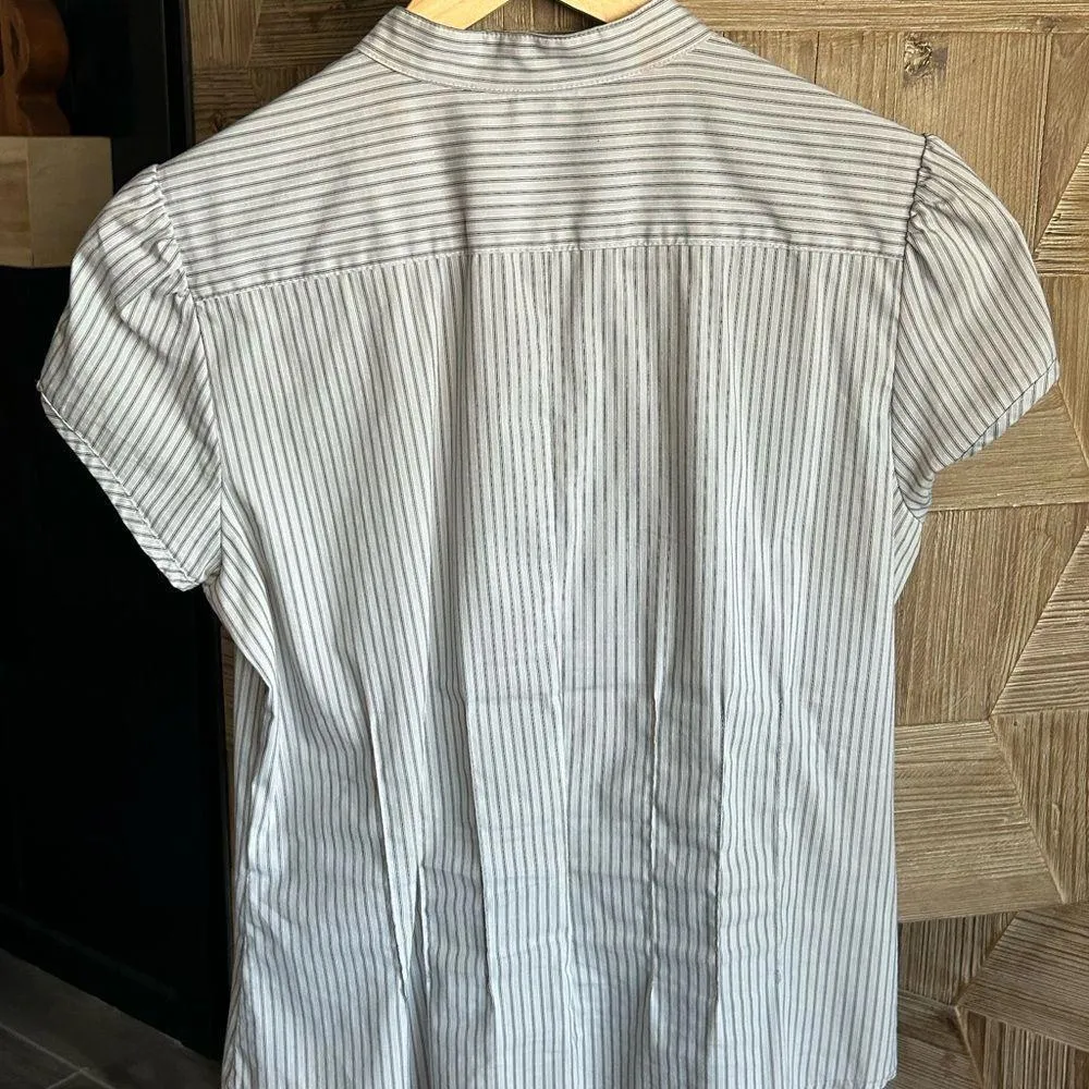 Vintage Express Top Medium Gray Pinstripe Cap Sleeves Button Down Careercore - Image 4