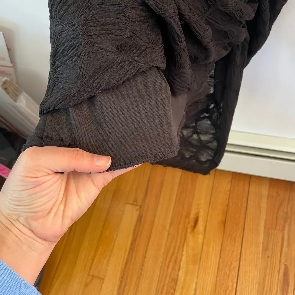 Pinkblush  black Textured Ruched Maternity Midi Dress size small - Image 6