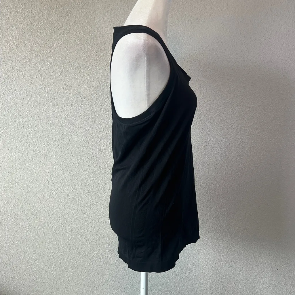 Athleta Momentum Seamless Tank Top Black Size Medium - Image 2