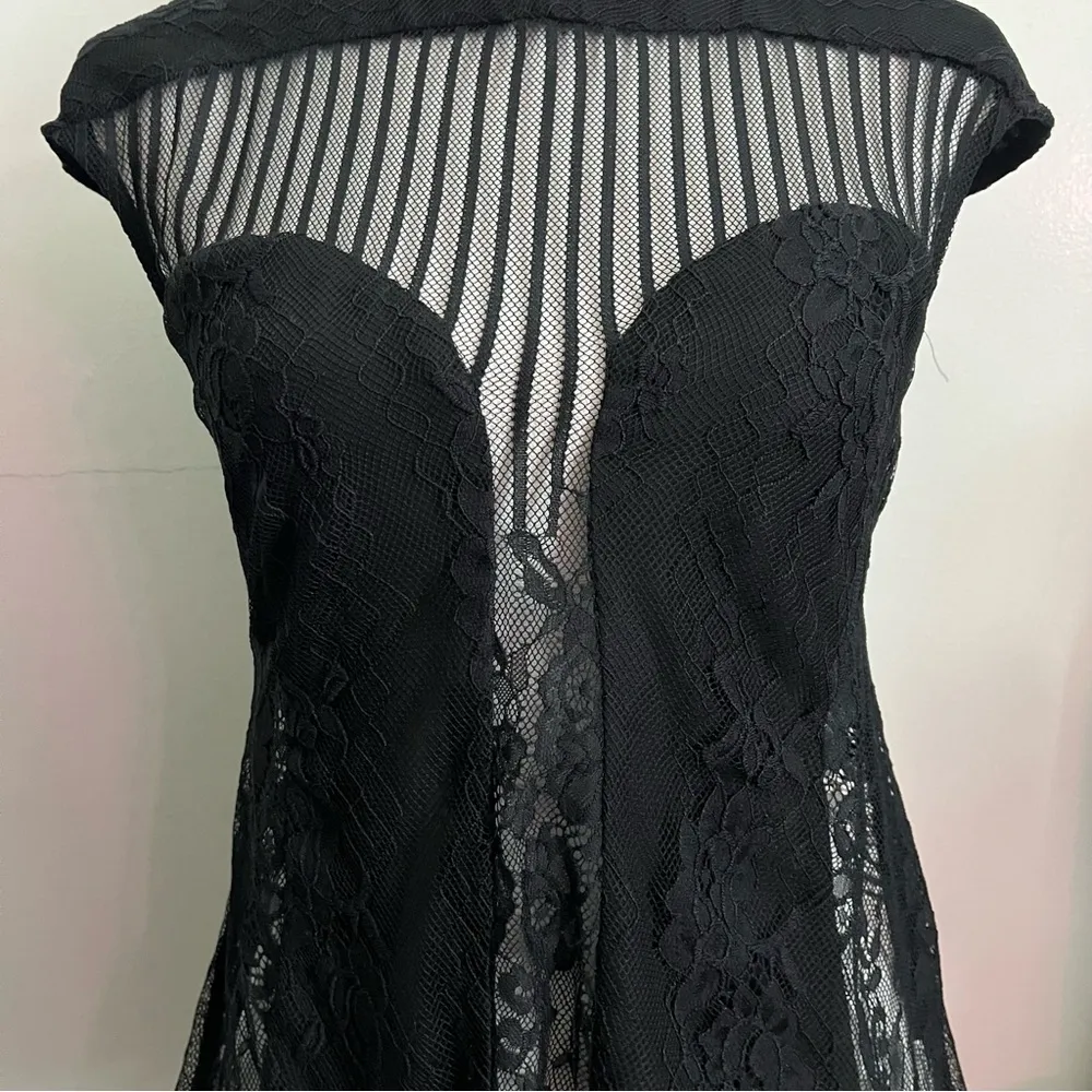 Elliatt • Black Lace Sheer Panel Top - Image 3