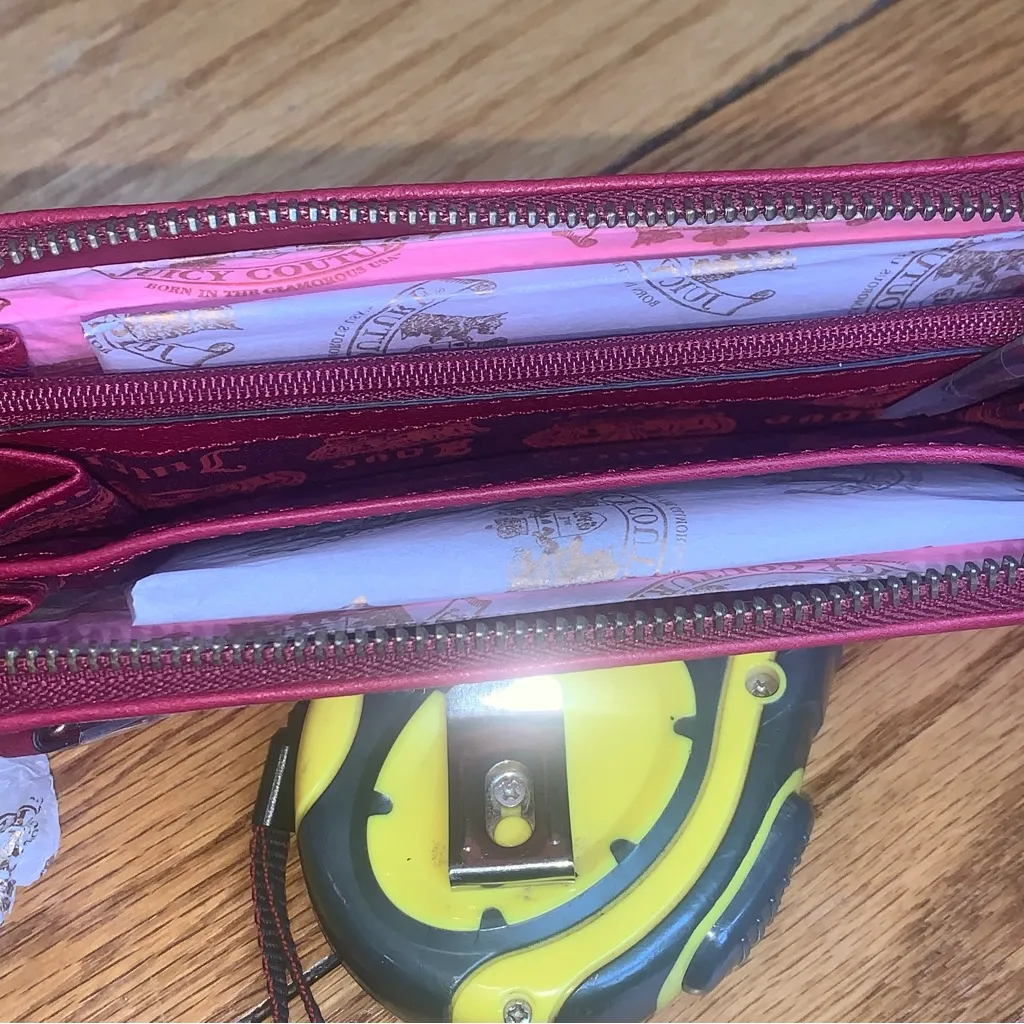 Juicy Couture Pam Gela Pink Magenta Scottie Dogs Velour Full Zip Wallet - Image 6