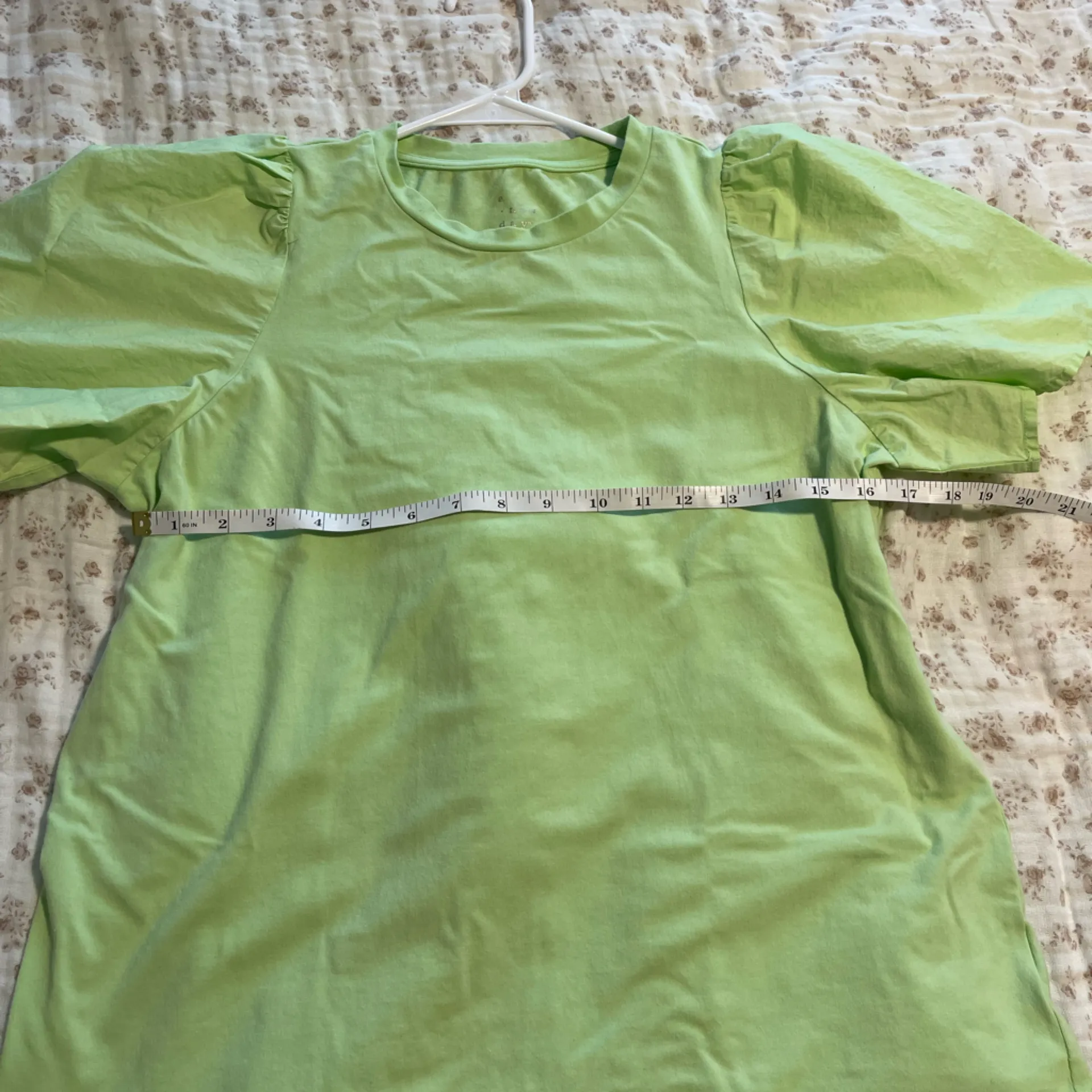 A New Day Light Green Puff Sleeve Top - Image 6