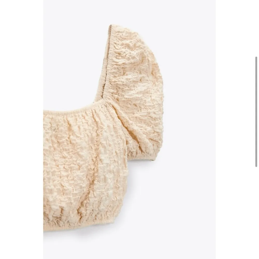 Zara puff sleeve crop top - Image 4
