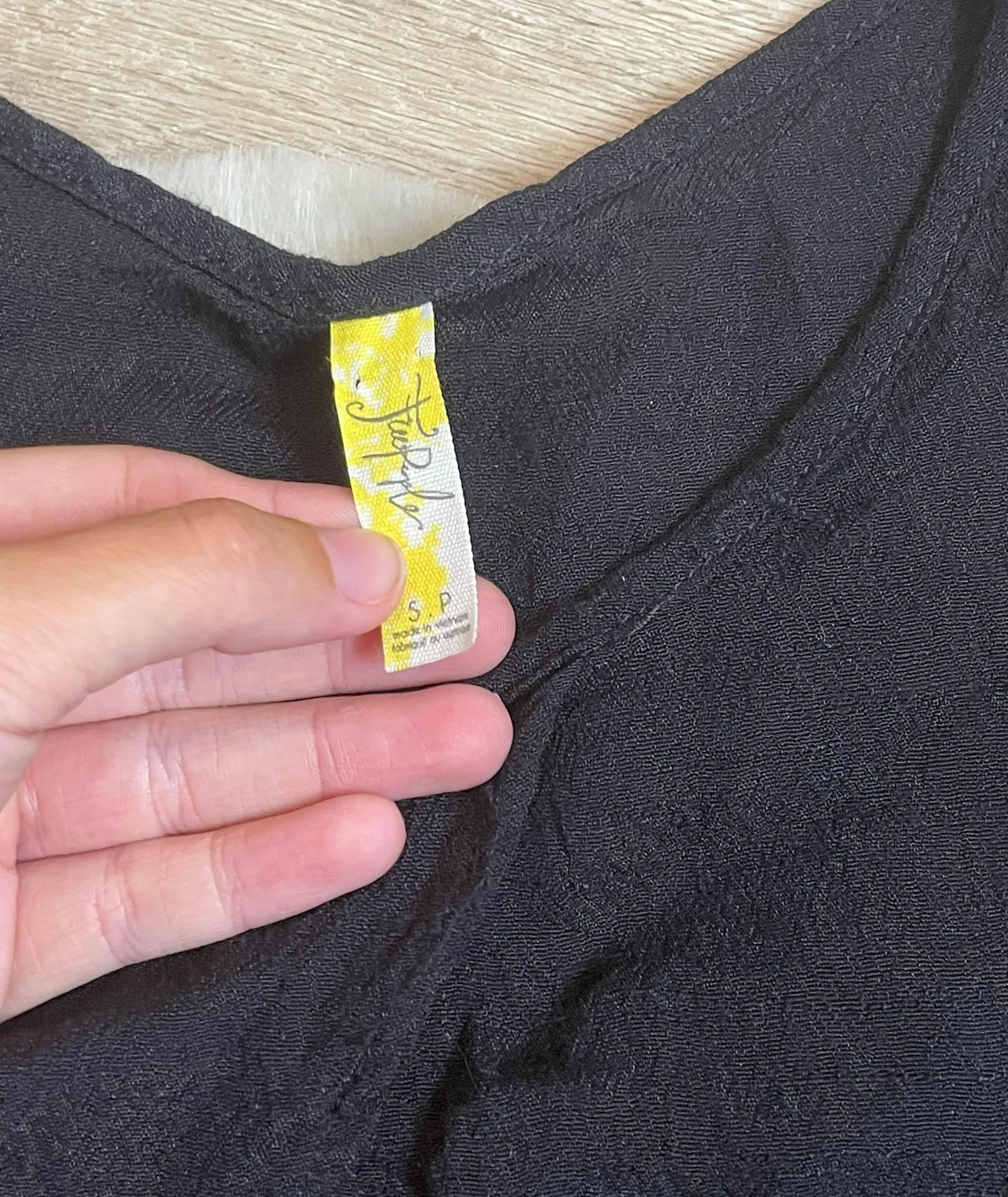 Cutout Black Tank Top - Image 2