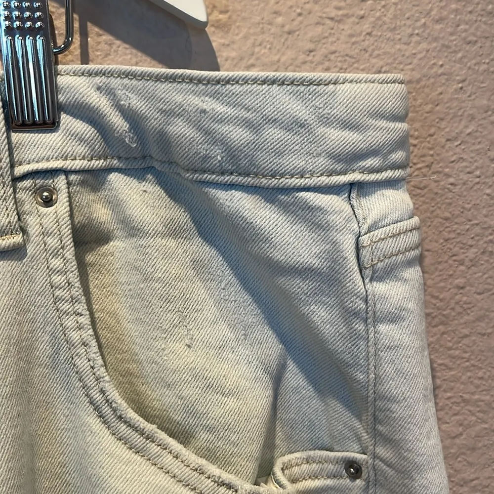 New Wild Fable Women's Super-High Rise Tapered Jeans Light Wash Size 26 NWT - Image 6