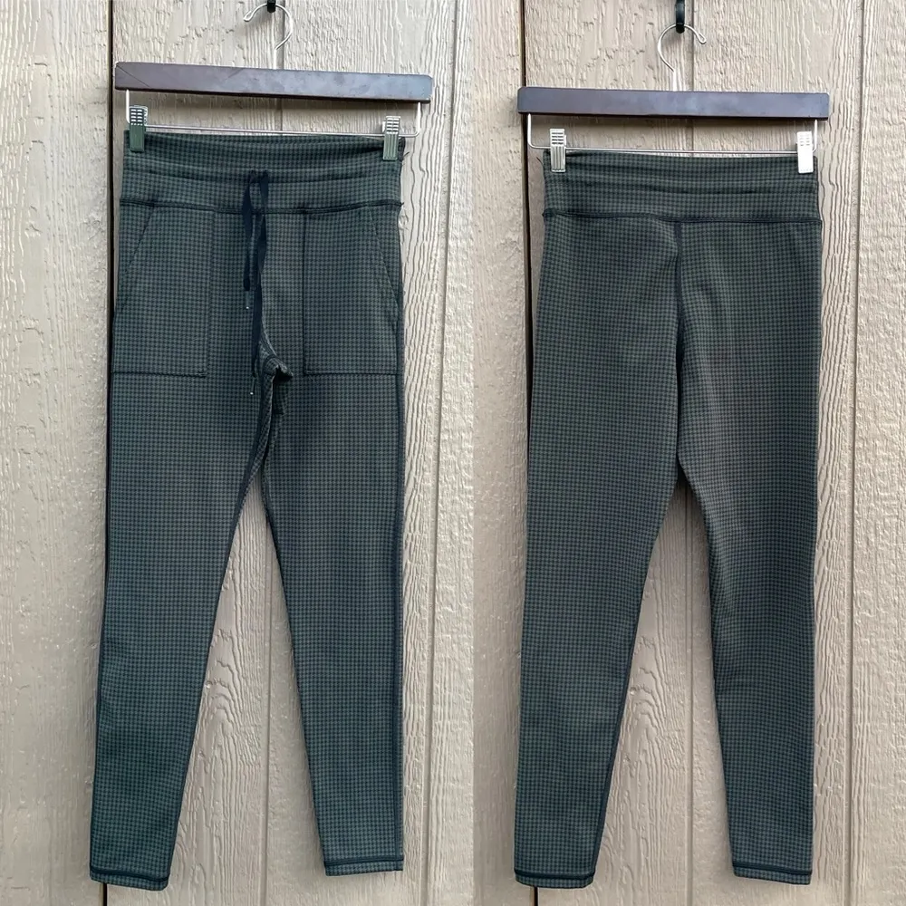 Offline by Aerie Womens Leggings Green Mini Houndstooth Drawstring Size Medium - Image 2