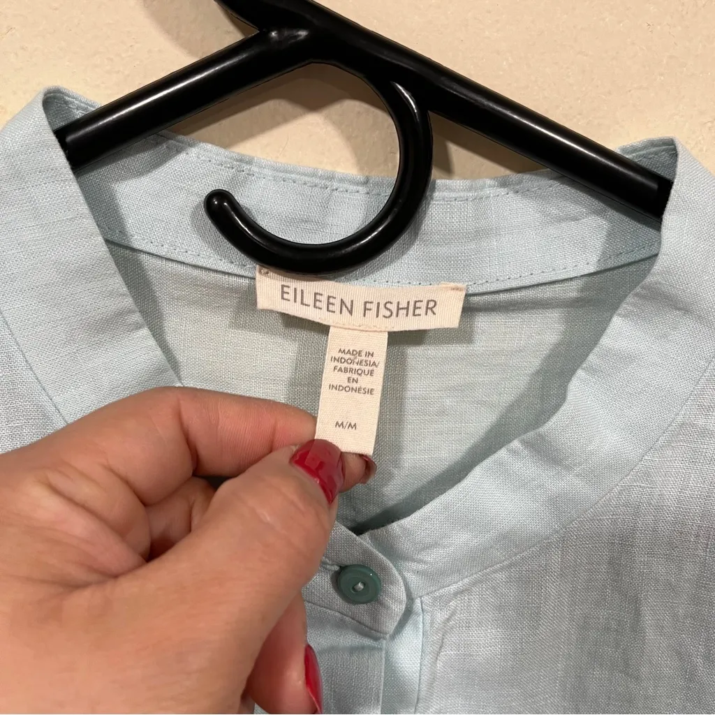 EUC Eileen Fisher Linen Band Collar Henley Top size M light blue long sleeve - Image 4