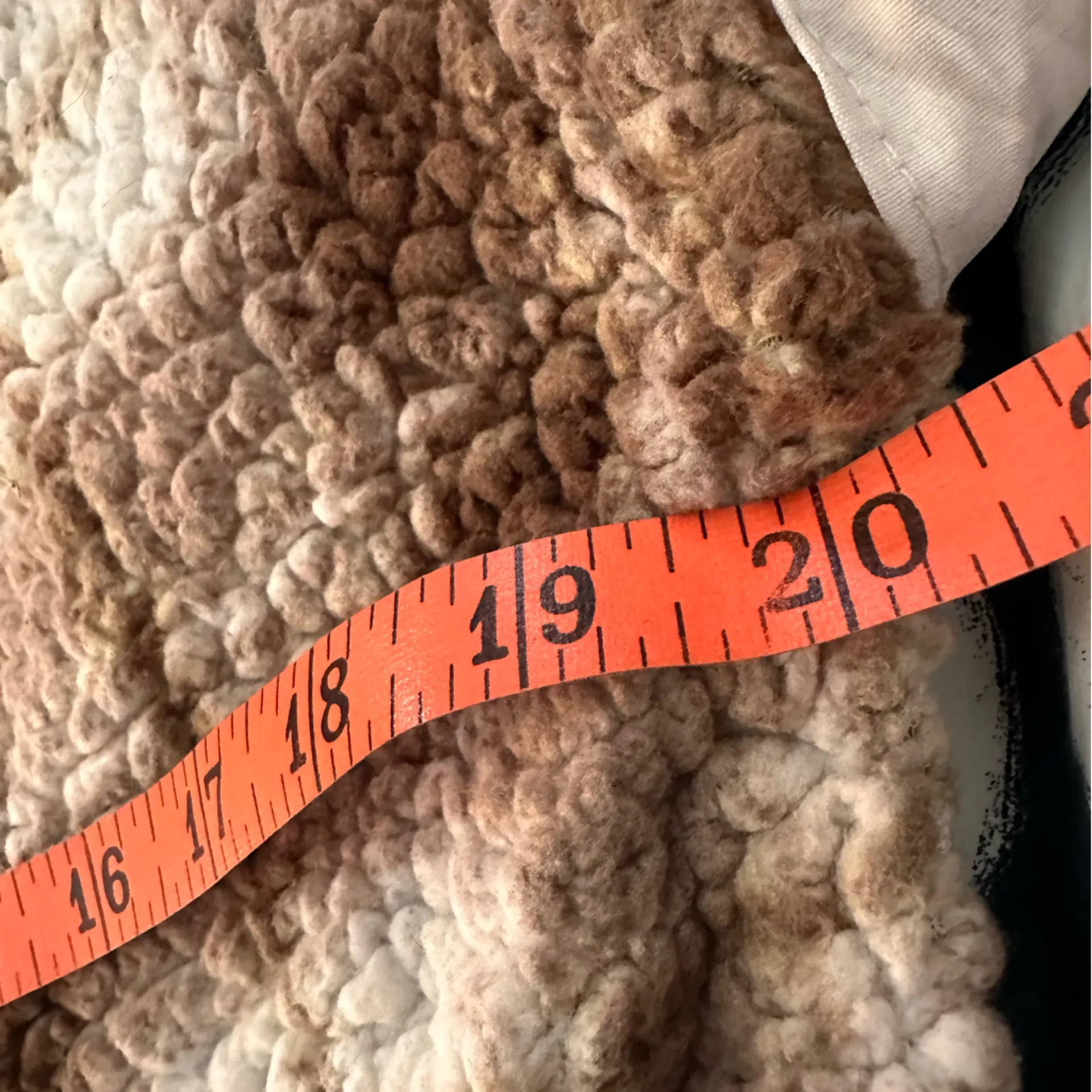 Derek Heart Cream and Brown Fleece Jacket Small - Image 6