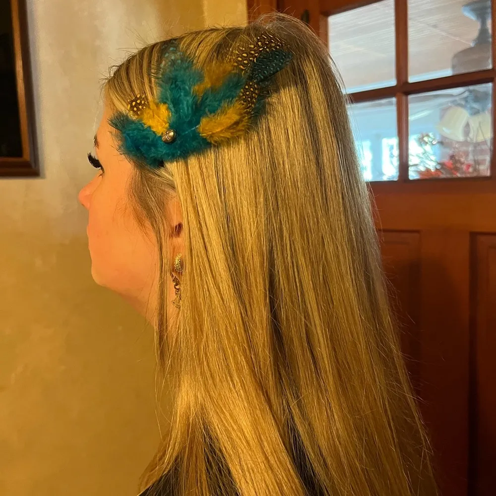 White & grey Feather & Gem Hair Clip Hair Accessory Gray - Image 6