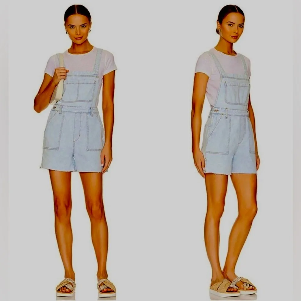 WeWoreWhat Light Wash Denim Slit Hem Raw Edge Overalls Shorts - Size Large - Image 14