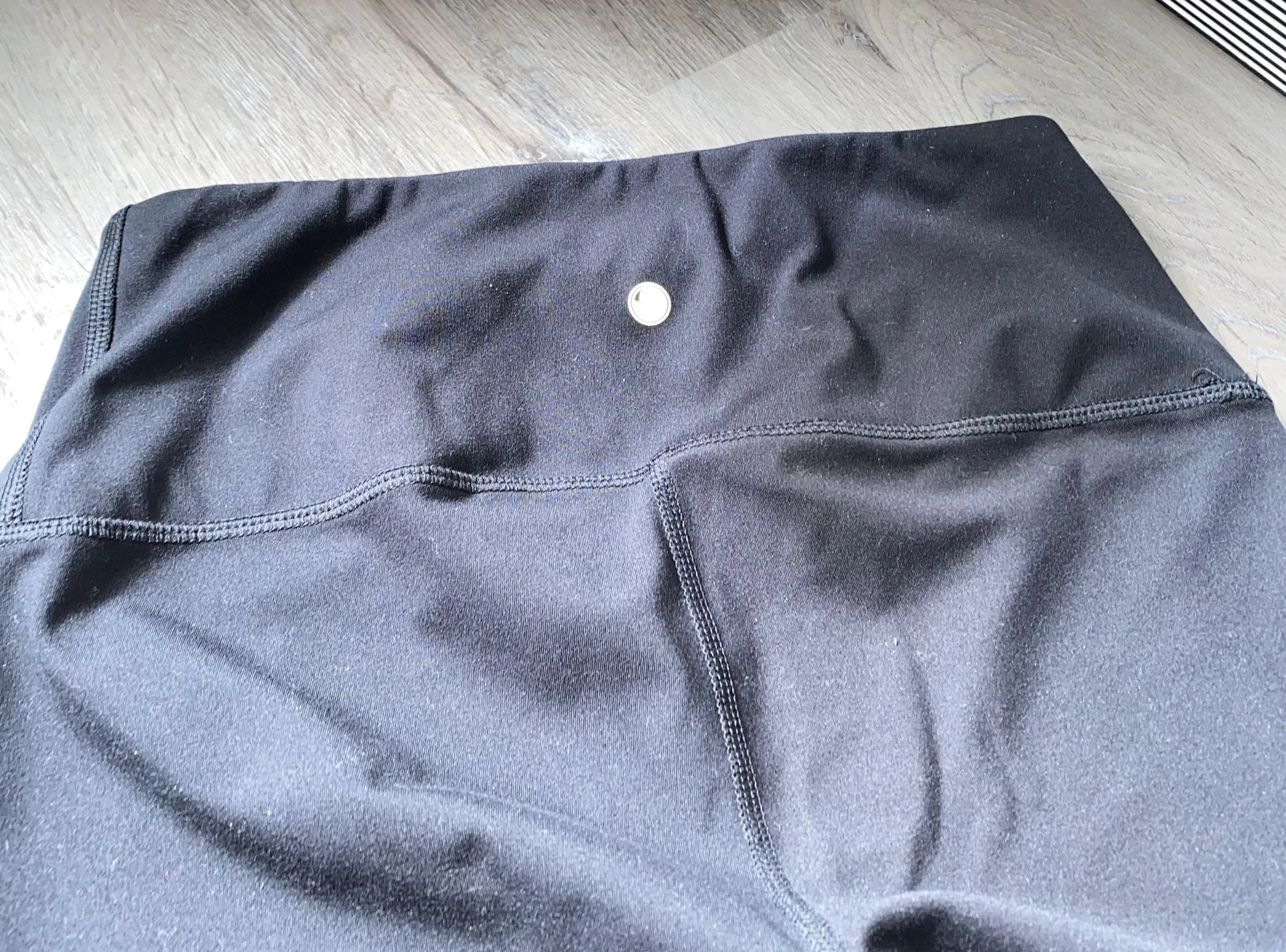 Yogalicous Black Leggings - Image 8