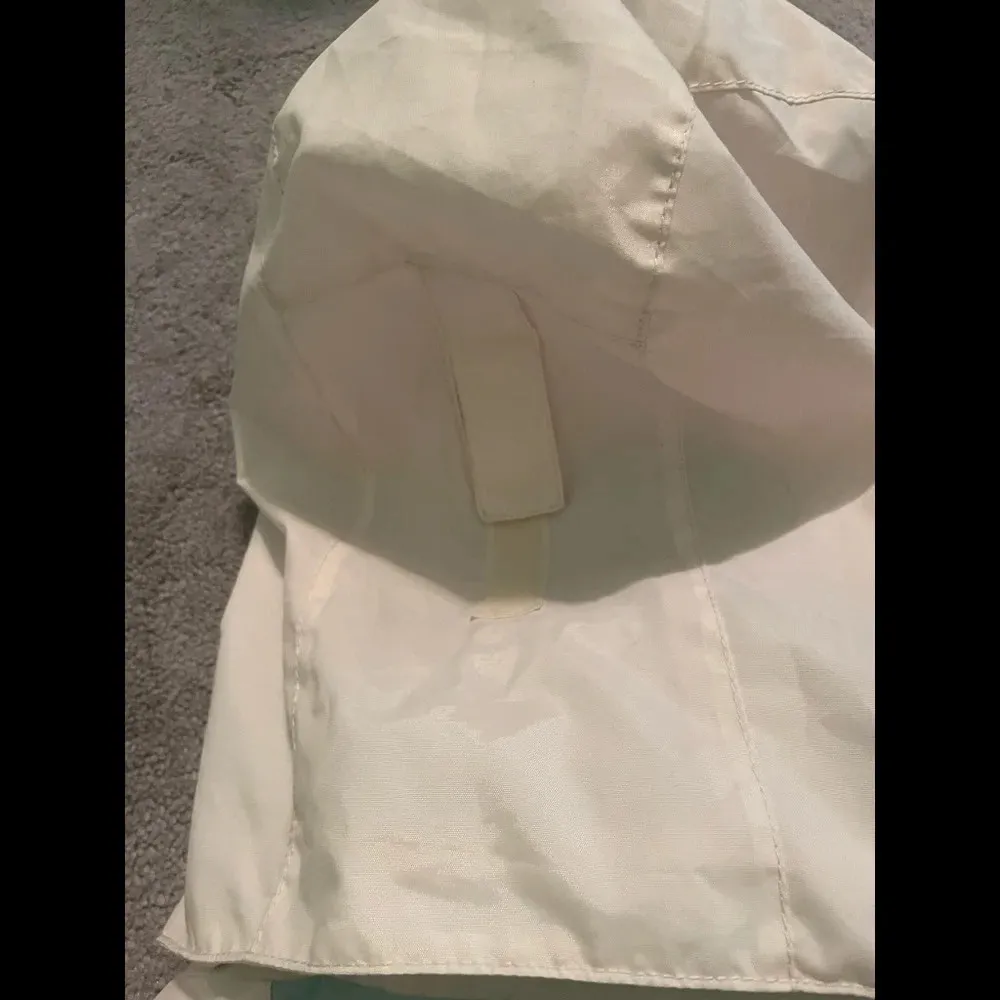 Columbia blue and‎ white rain wind jacket - Image 5