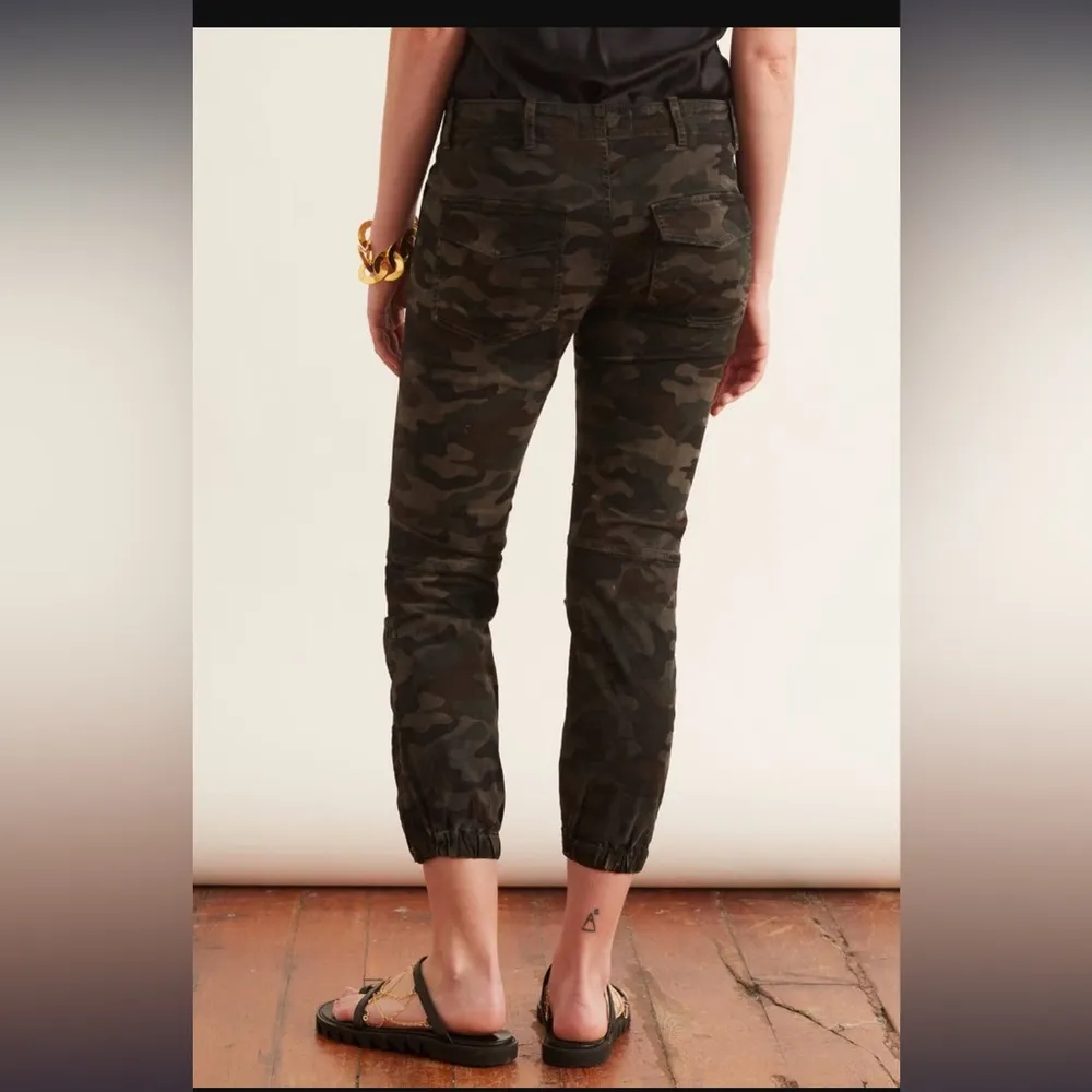 GUC  grey camo cropped military pant. - Image 3