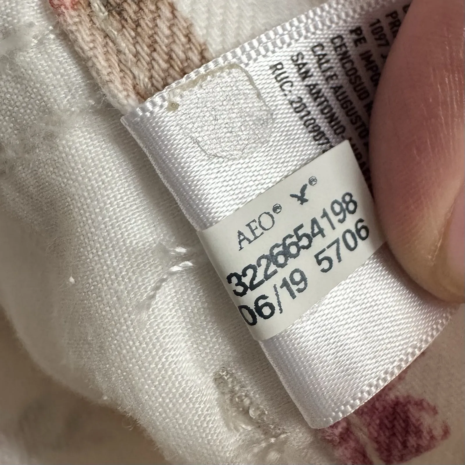 American Eagle Mom Short Womens 8 Cream Pink Floral Denim High Waist Cuffed‎ - Image 8