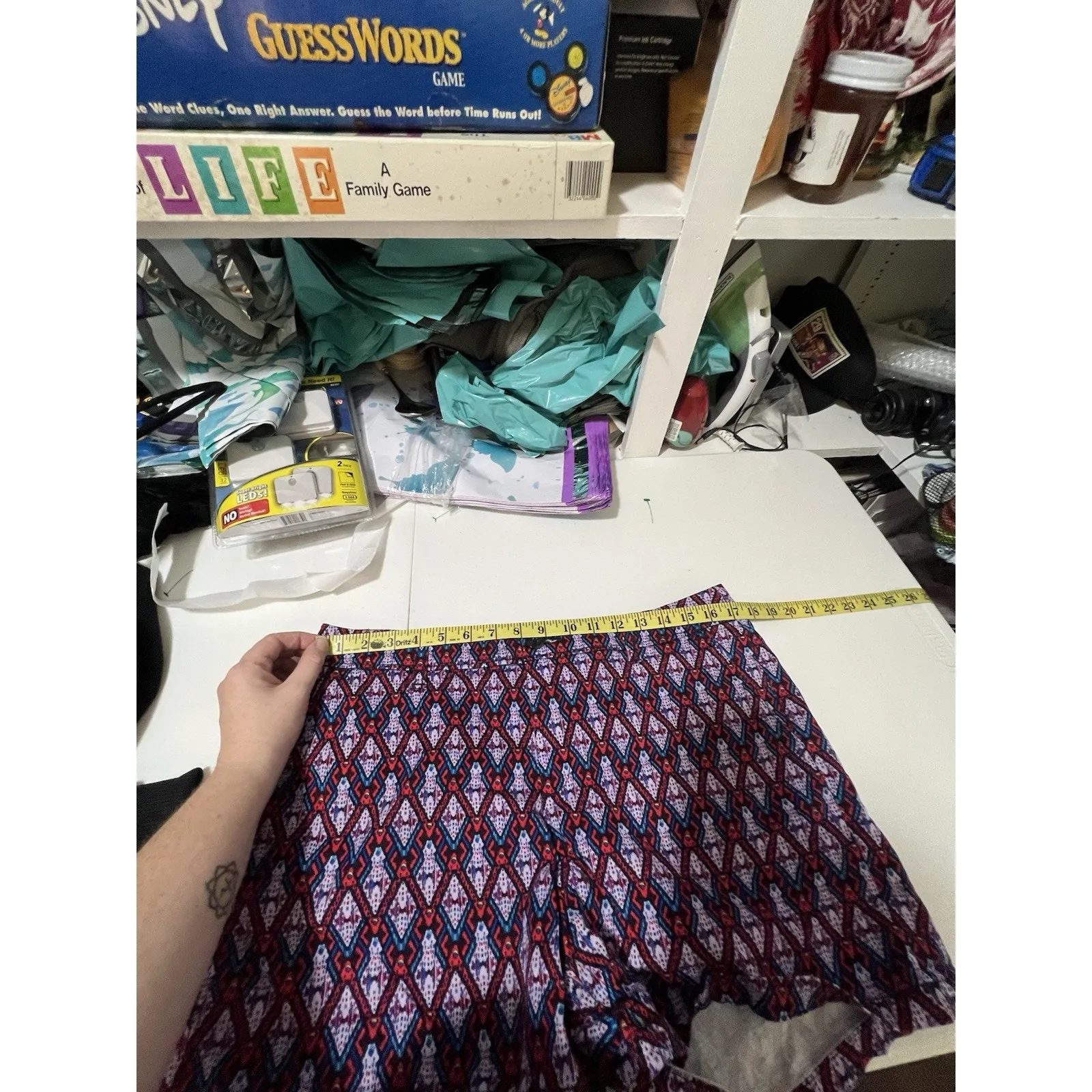 Liz Claiborne Women’s Size 12 Multicolor Geometric Print Classic Shorts NWOT - Image 9