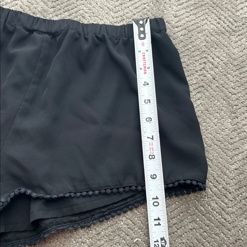 Brandy Melville Black Elastic Waist Shorts - Image 7