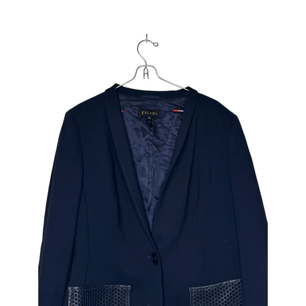 Escada Women's Suit 1 - Image 4