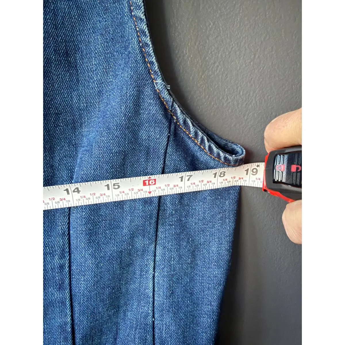 Vigoss Women's Denim Vest Jacket Medium - Image 7