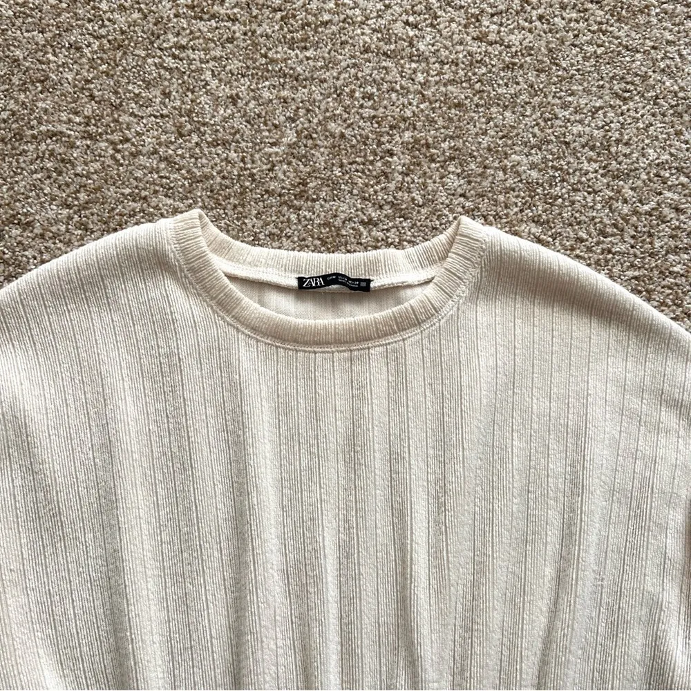 Zara Ribbed Ruffle Sweater Top Cinch Waist Long Sleeve Cream Size Medium - Image 4