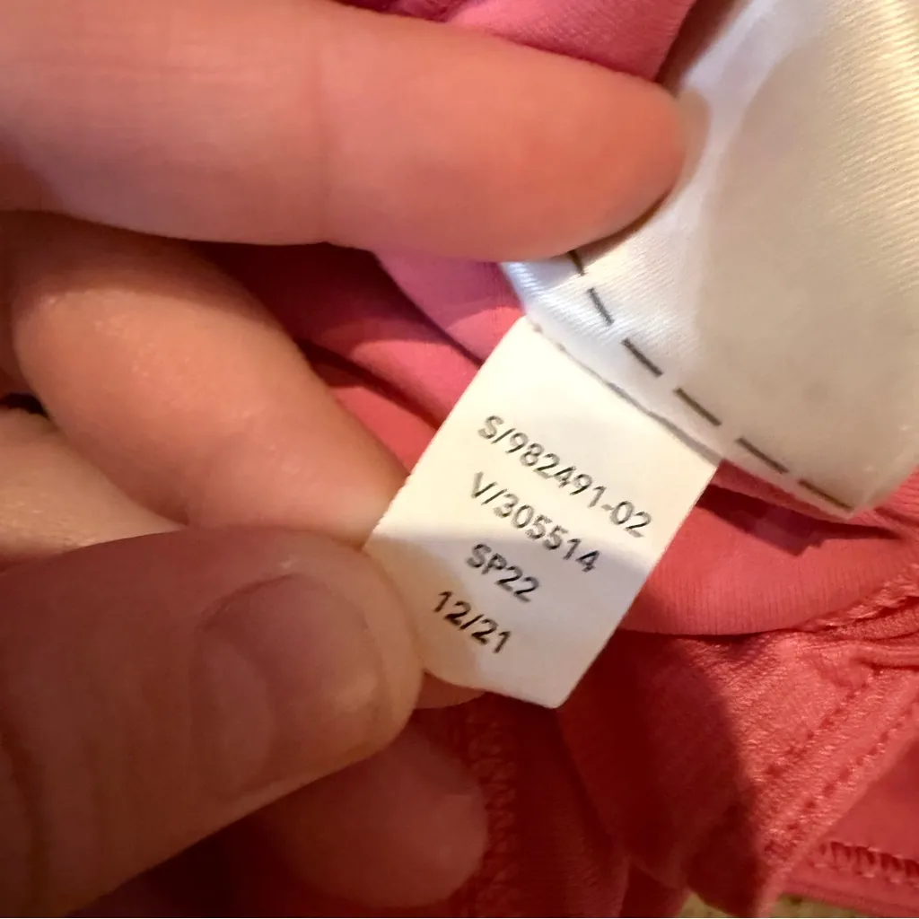 Athleta Run With It 4.5” Shorts Women’s Size Medium Pink Print Athletic Running - Image 7