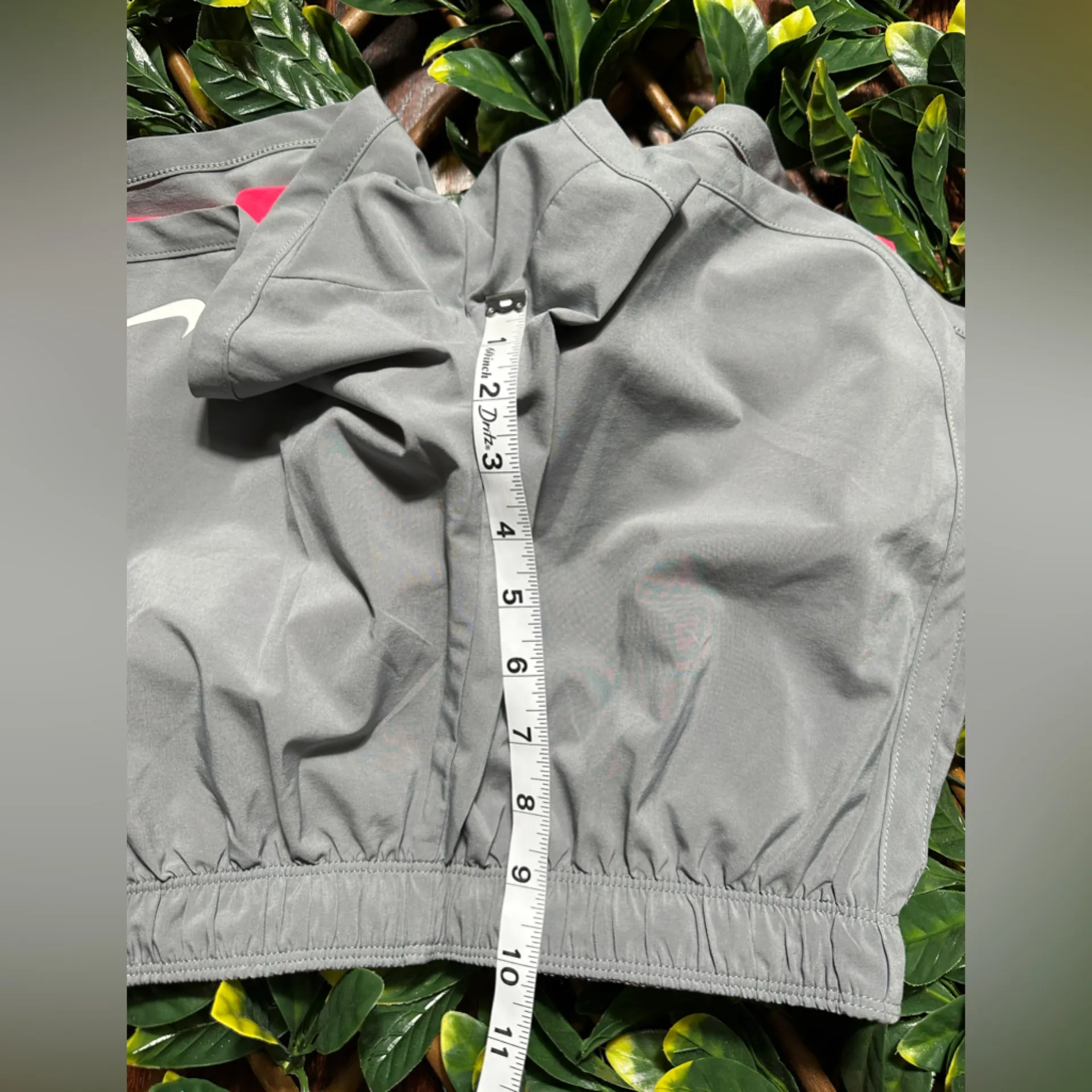 Nike  Dri Fit Gray Workout Shorts Size Medium - Image 9