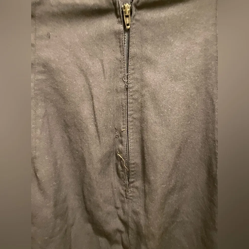 Vintage Gianni Versace Wool Blend Black Pencil Skirt - Image 3