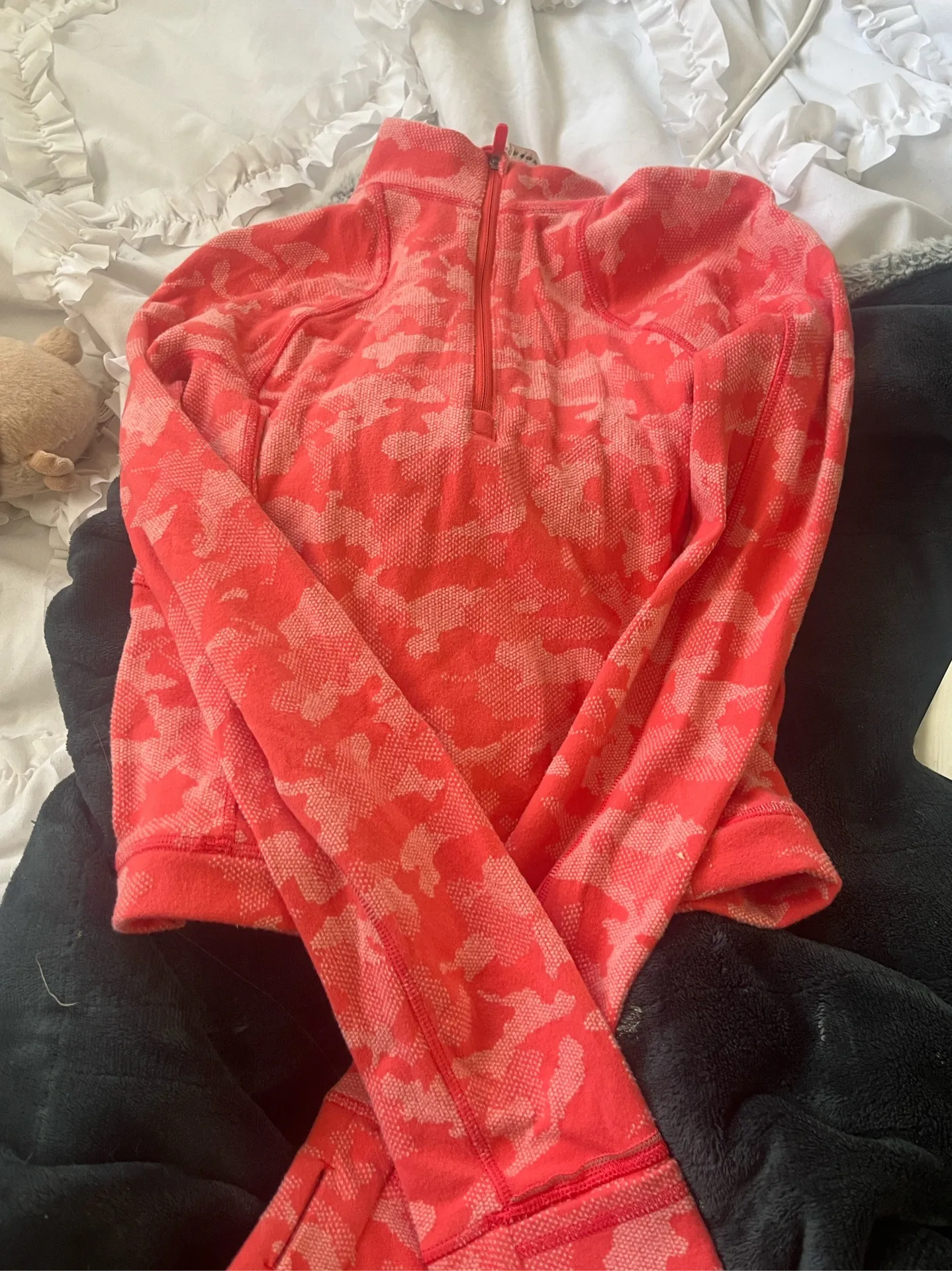 Lululemon  Nulu Jacket - Image 2