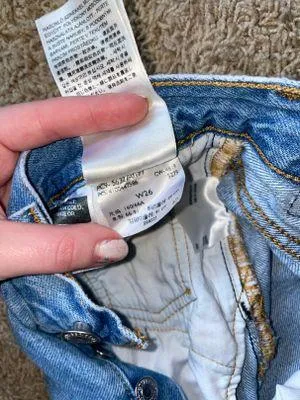 Levi’s 501 Shorts - Image 6