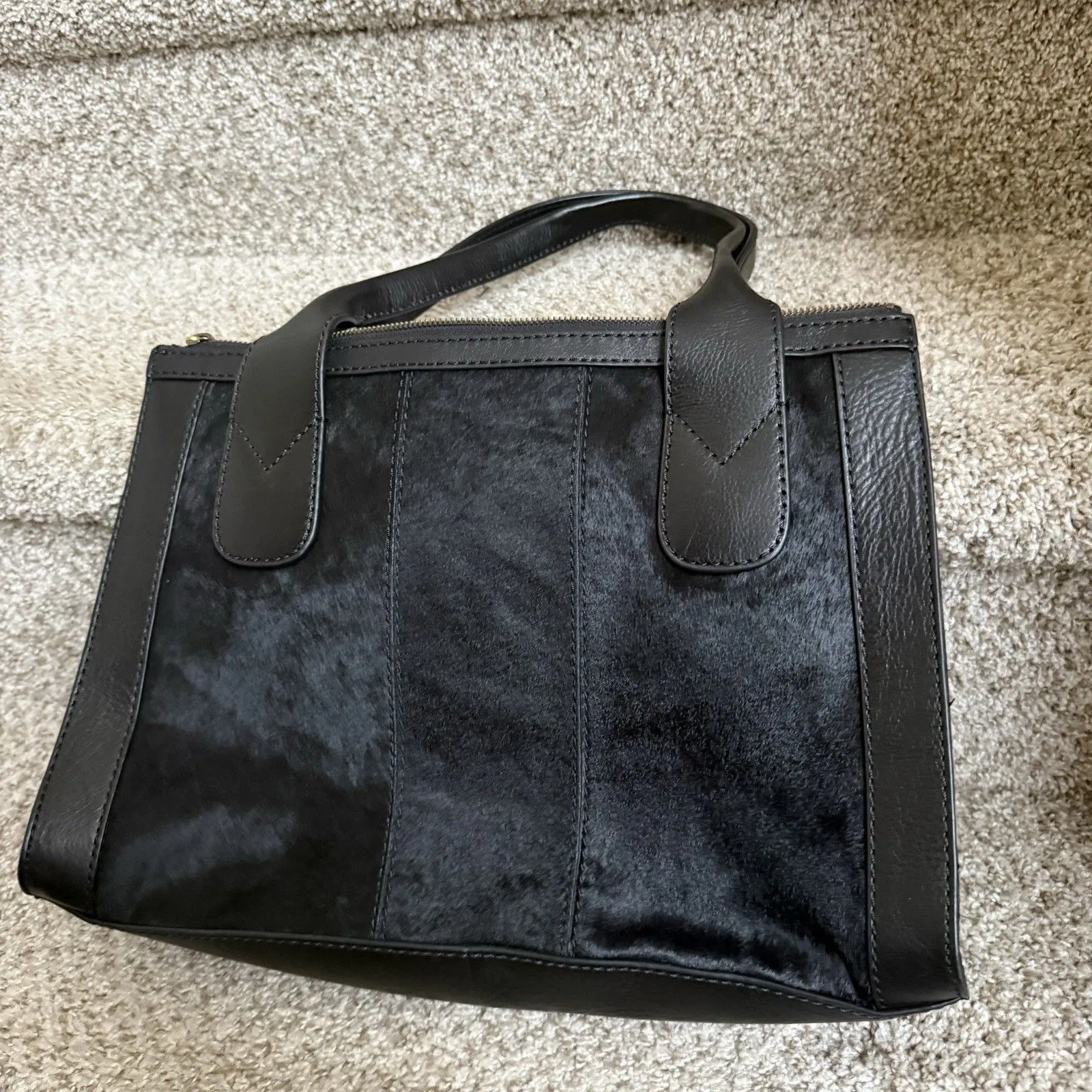 Vintage FOSSIL  Black Leather & Cowhide TOTE Bag Zipper Closure - Image 2
