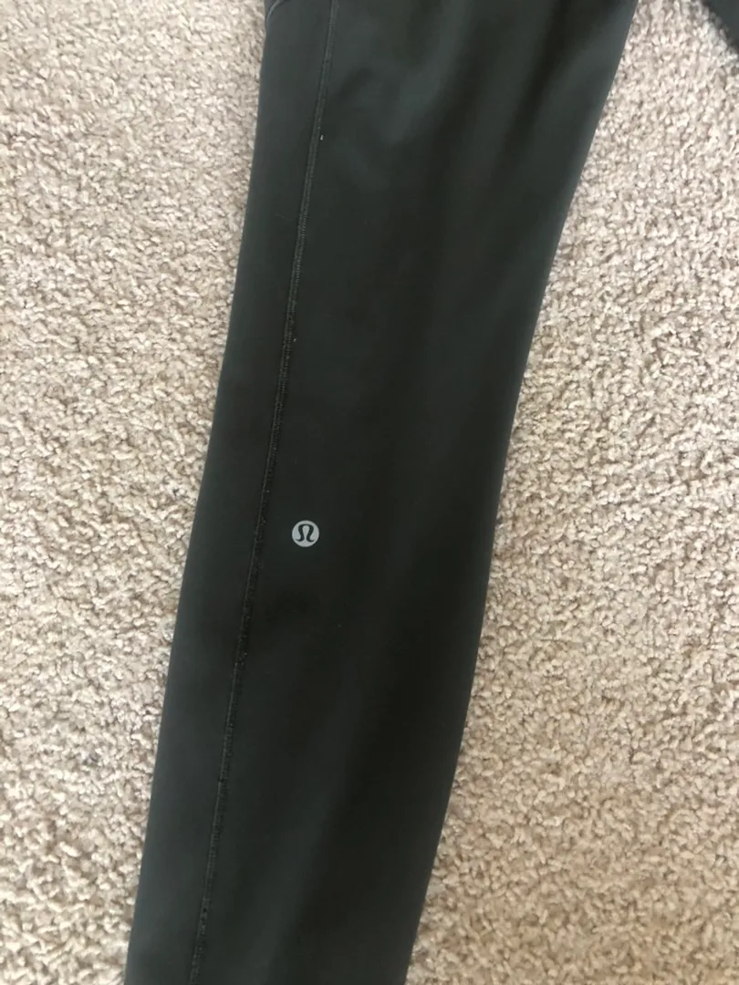 Lululemon Dark Olive Leggings - Image 5
