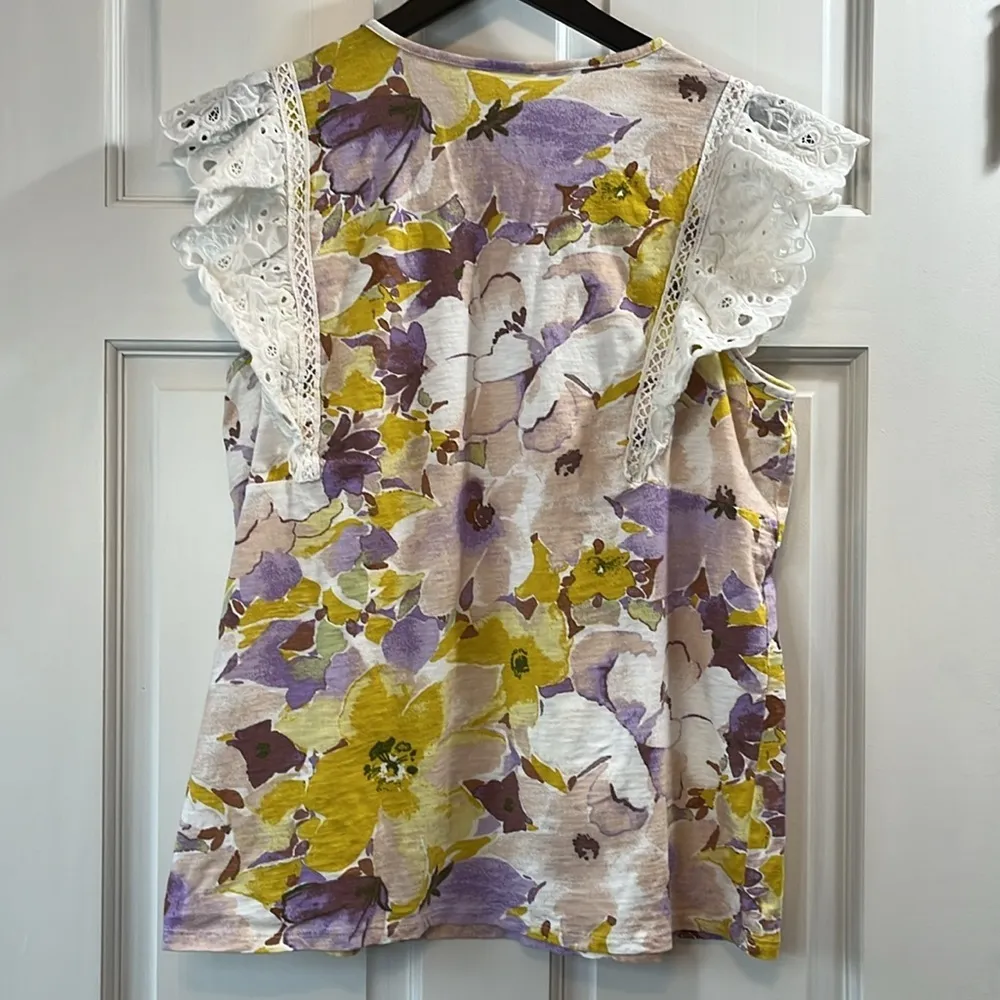 Lauren Conrad Floral Watercolor Eyelet Flutter Sleeve - Size 0X - Image 4