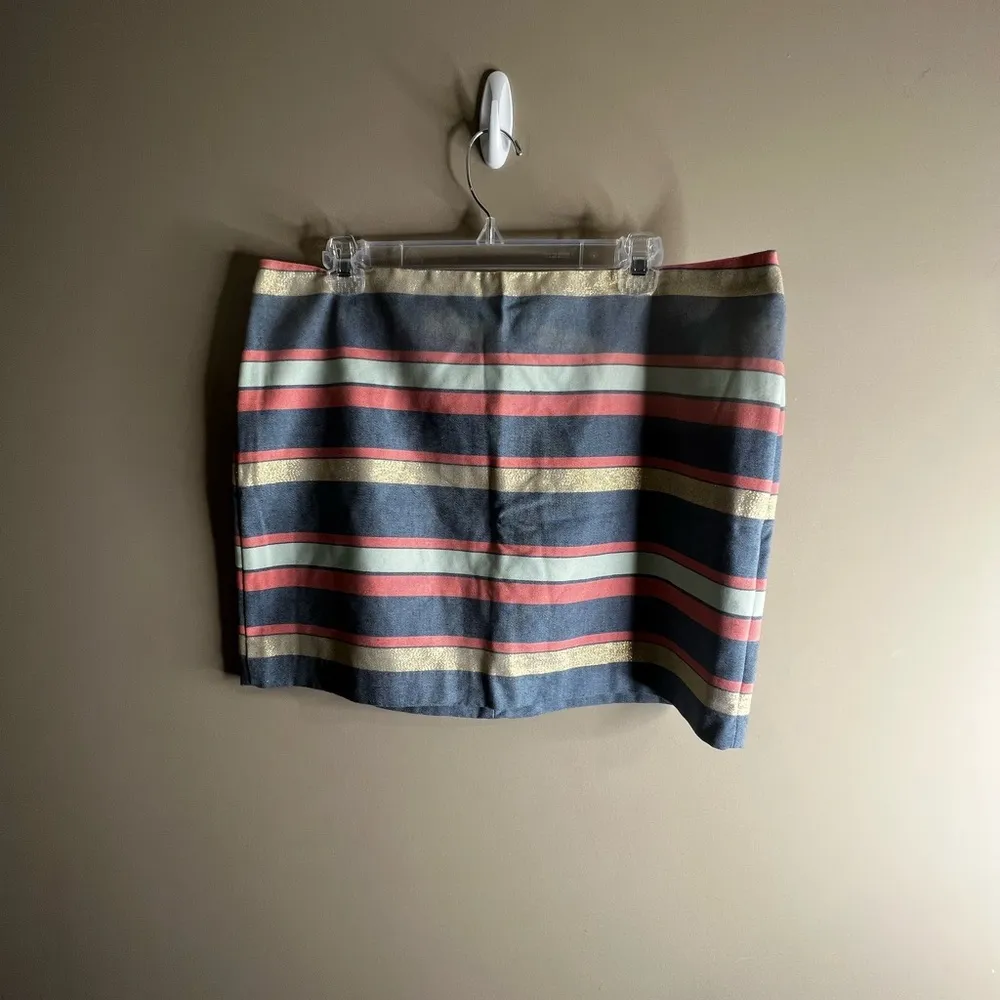 Nwt metallic striped mini skirt size 12 - Image 6