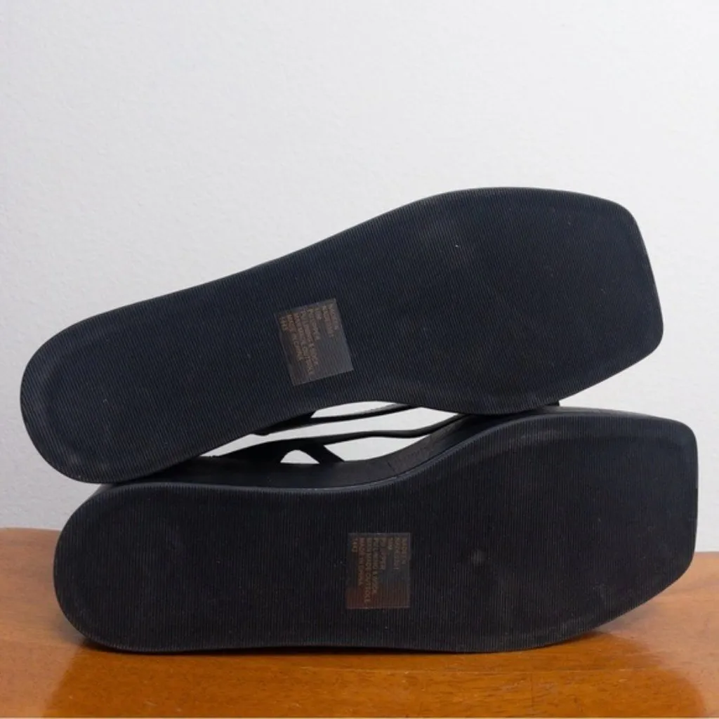 NWT Steve Madden Nadeen Platform Sandal 10 Black Faux Leather Flatform Strappy - Image 5