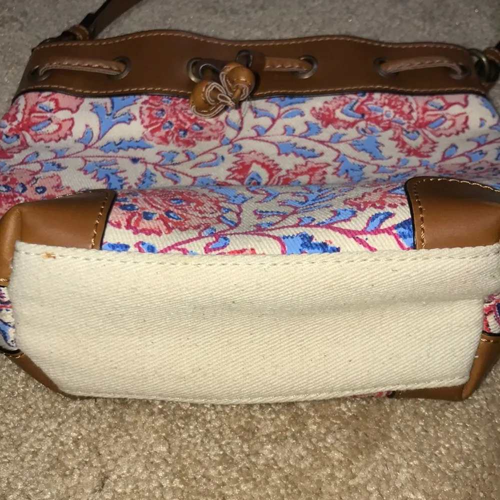 Urban Outfitters Floral Print Vegan Leather Adjustable Strap Bucket Bag - Image 4