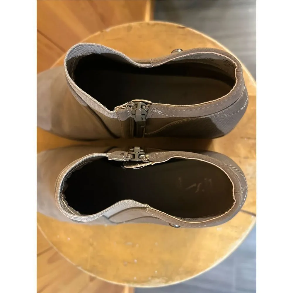 Simply Vera Wang Ankle Boots size 8.5W - Image 5