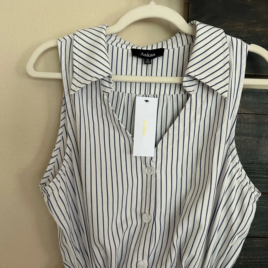 Aakaa Collard Sleeveless Blue Stripe 
Flowy Shorts Romper - Image 4
