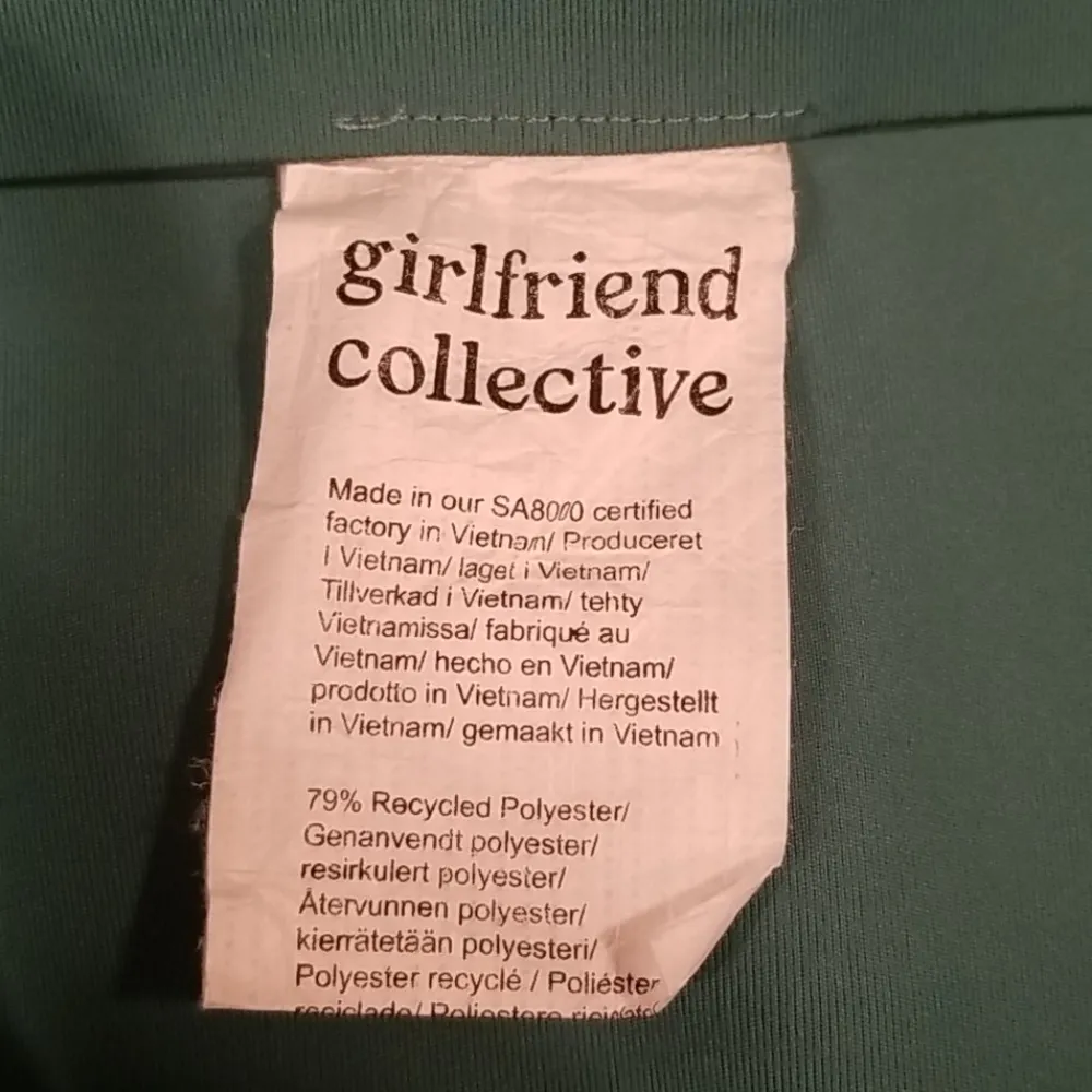 💕GIRLFRIEND💕 Compressive High-Rise Legging 3/4 M - Image 12