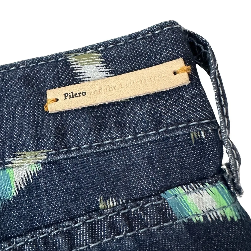 Pilcro by Anthropologie Dark Wash Turquoise Printed Cotton/Linen Jean Shorts - Image 4