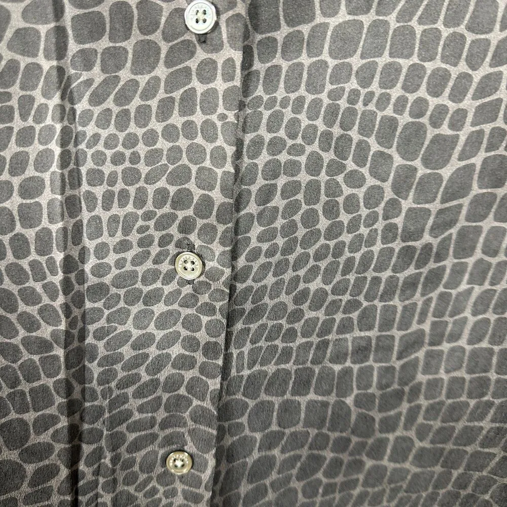 Equipment Femme Silk Animal Print Long Sleeve Button Blouse Women's Size Small - Image 5