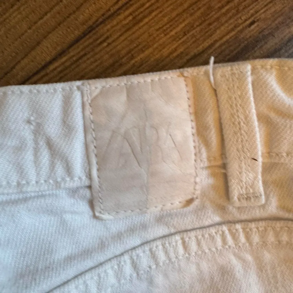 Zara Jeans - Image 4