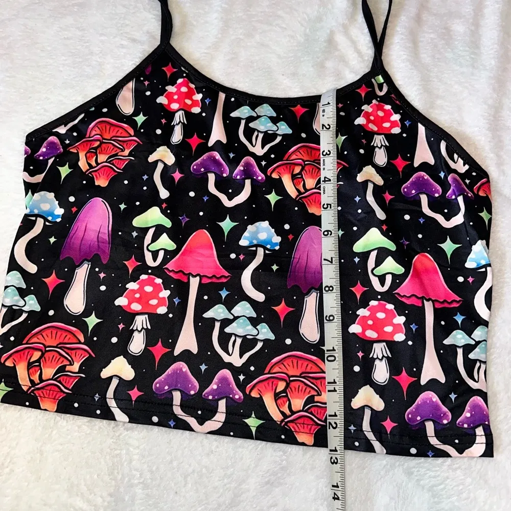 Magic Mushrooms crop top 🍄✨ Size XL - Image 7
