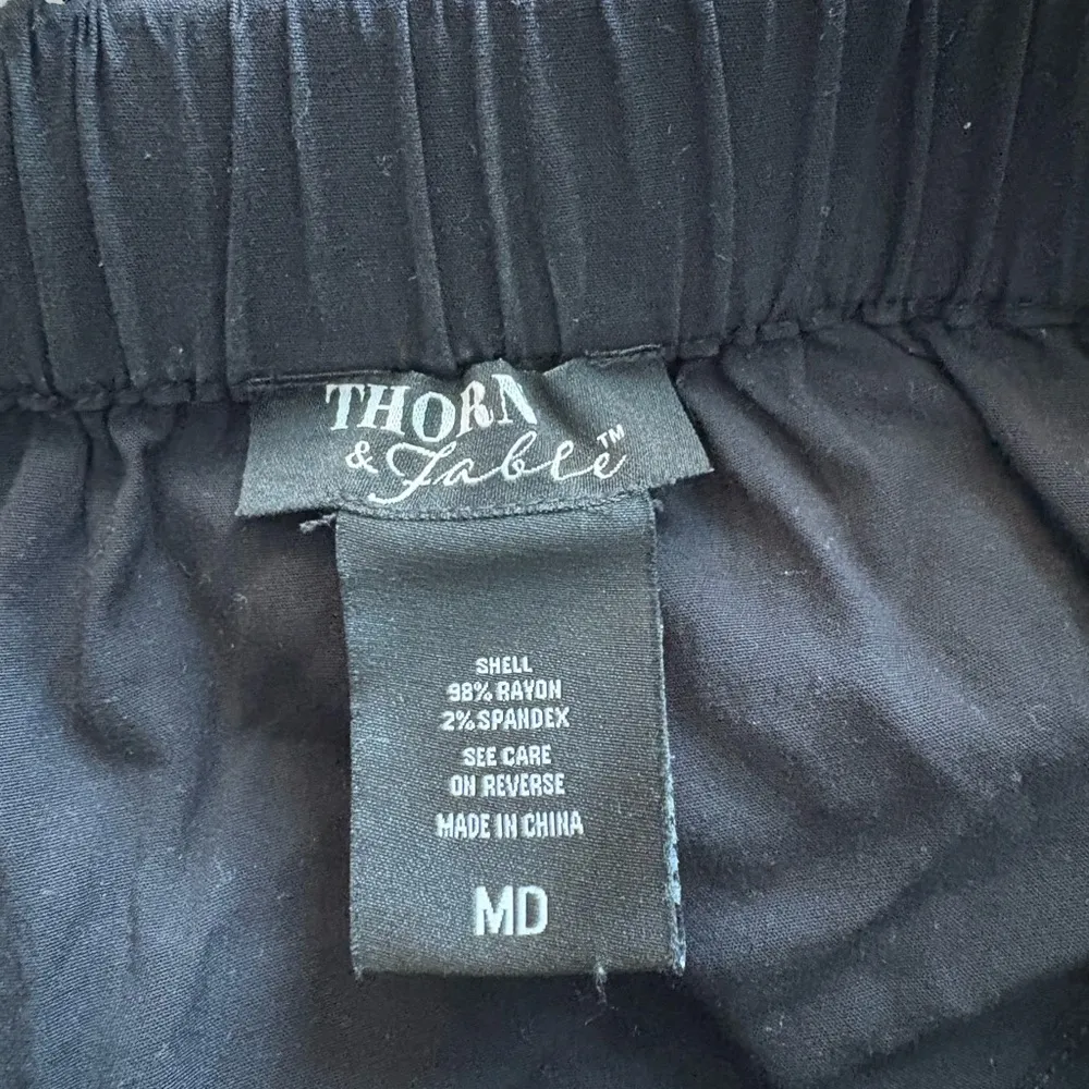 Thorn & Fable Graphic Black and White Layered Skirt Size undefined - Image 4