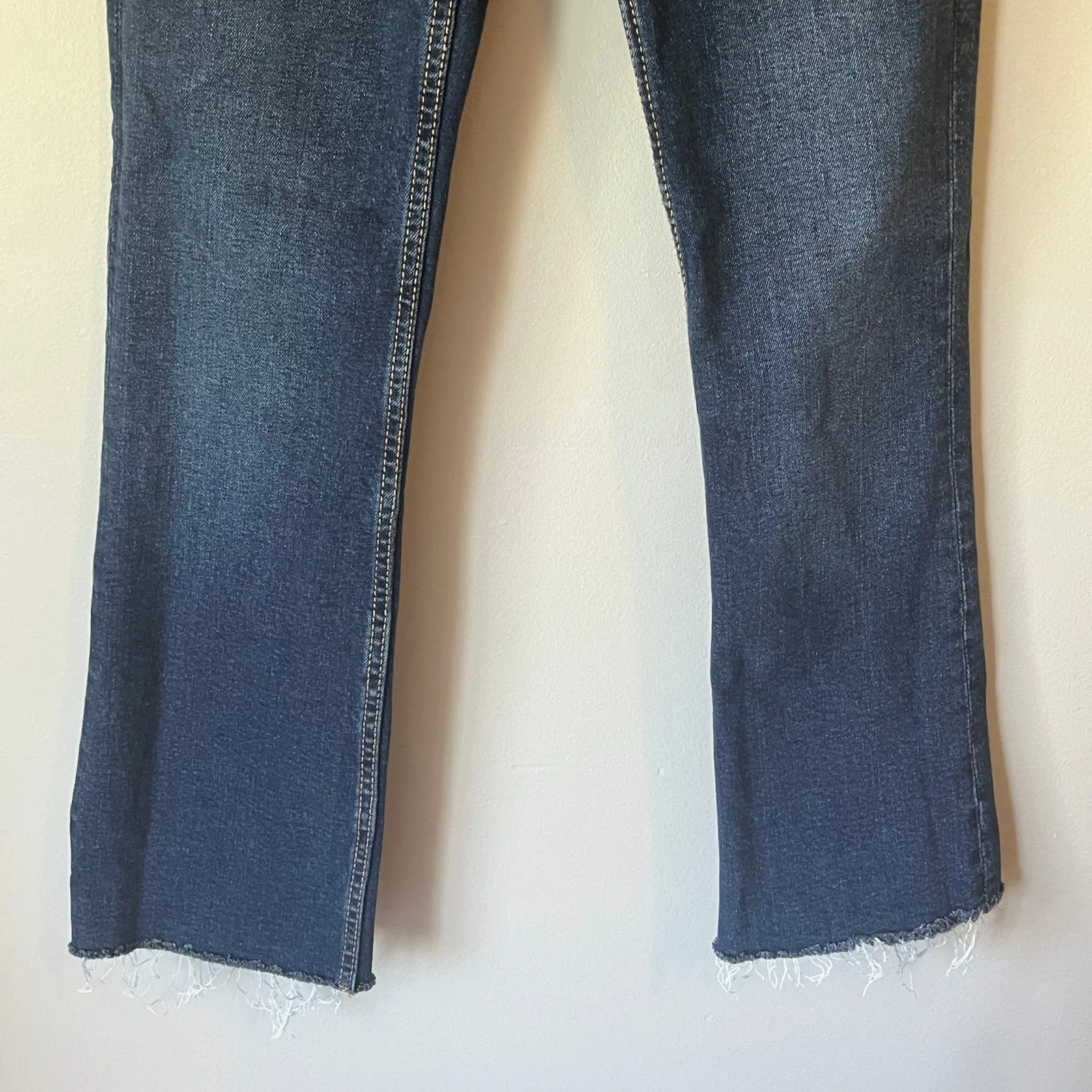 Zara Dark Wash Cropped Bootcut Jean Size 2 - Image 9
