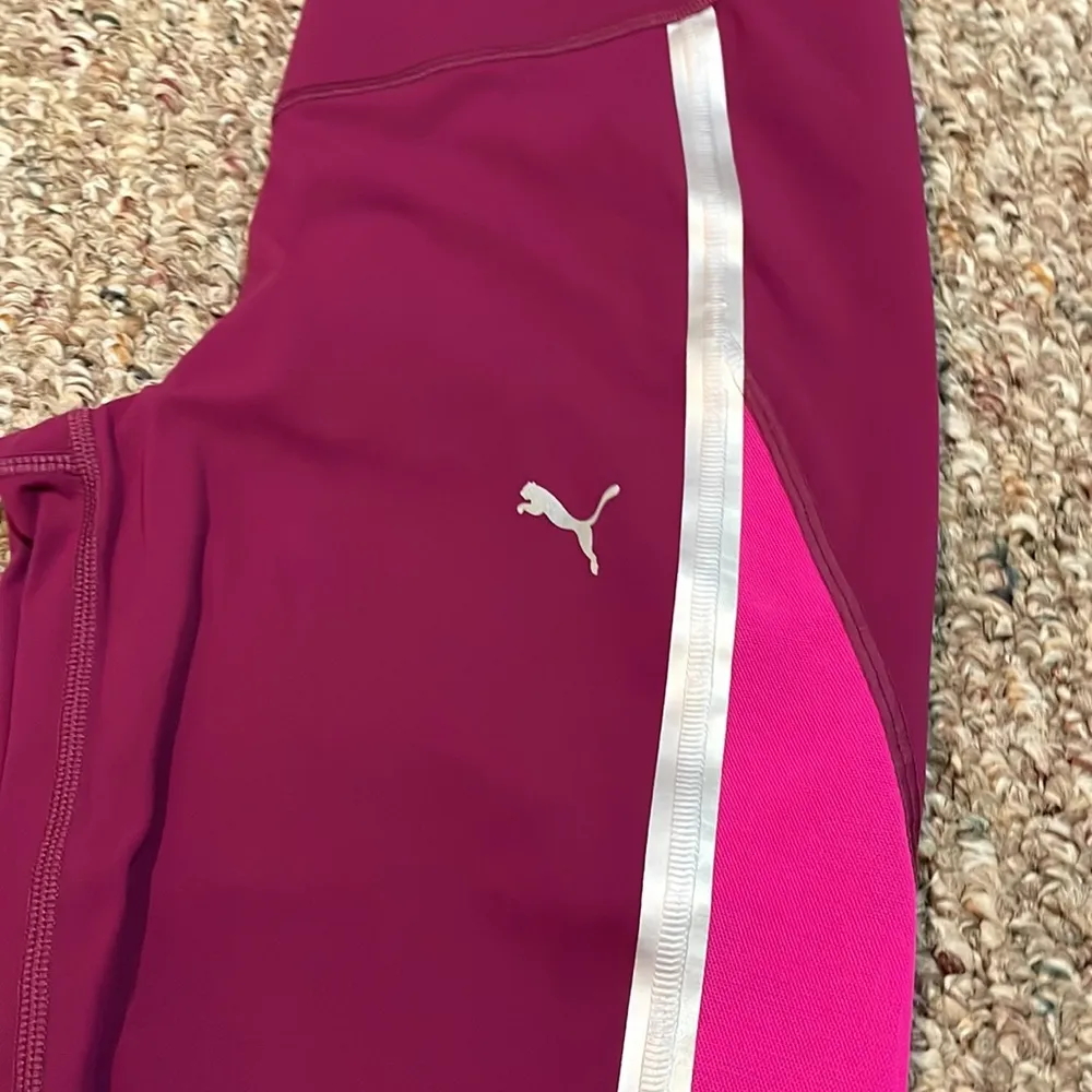 Womens Puma Workout Capris - Image 2