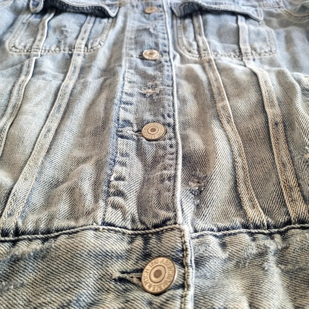 Abercrombie & Fitch Denim Jean Acid Wash Light Blue Jacket Women's Size Medium - Image 4