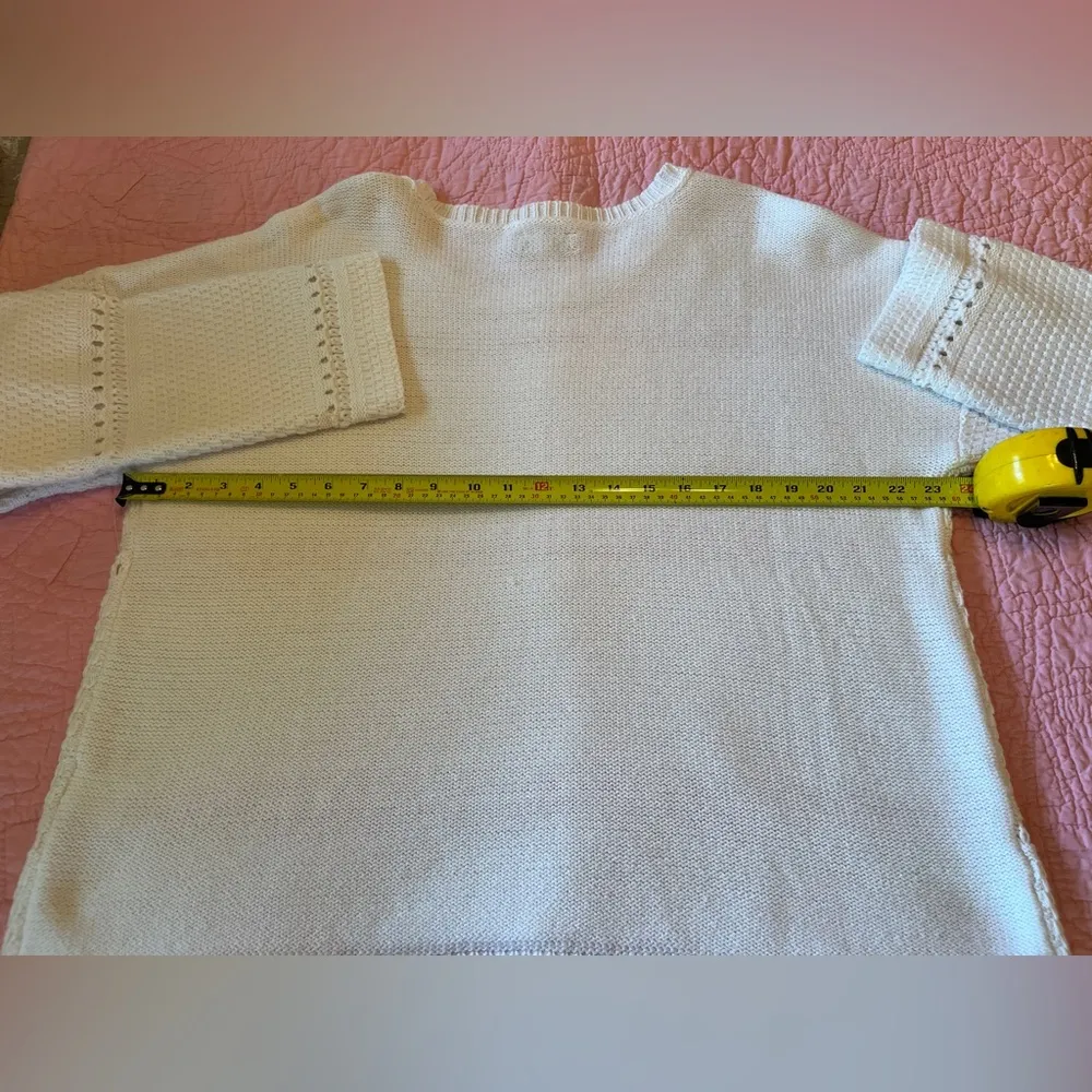 Long Sleeve White Lightweight Sweater Size L Large - Image 5
