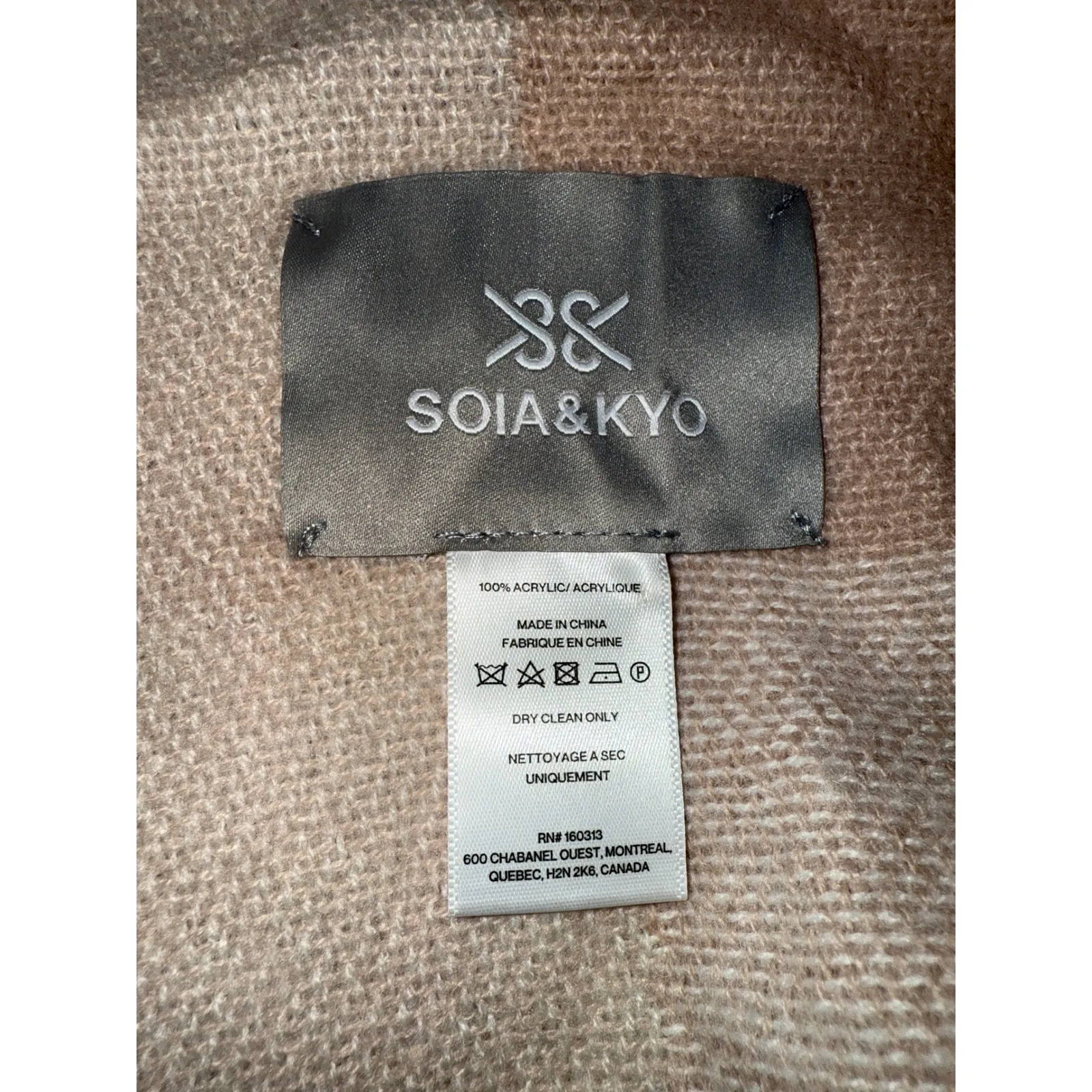 SOIA & KYO Women's Pink Beige Plaid Fringe Poncho Wrap Scarf - Image 5