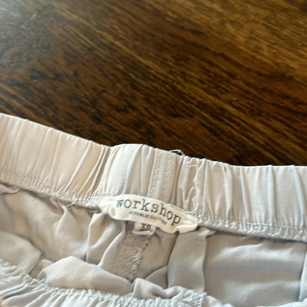 Gray Short XS (Never worn) Silver - Image 3