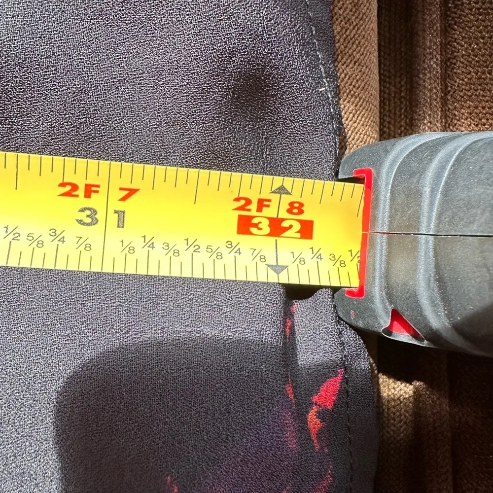 Ava & Vivi Black Pink Red Green Floral Print 3/4th Roll Sleeve Tab  V Ne… - Image 16